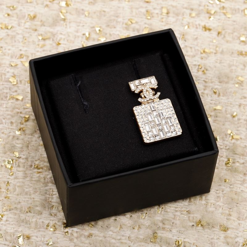 Ch*el brooches